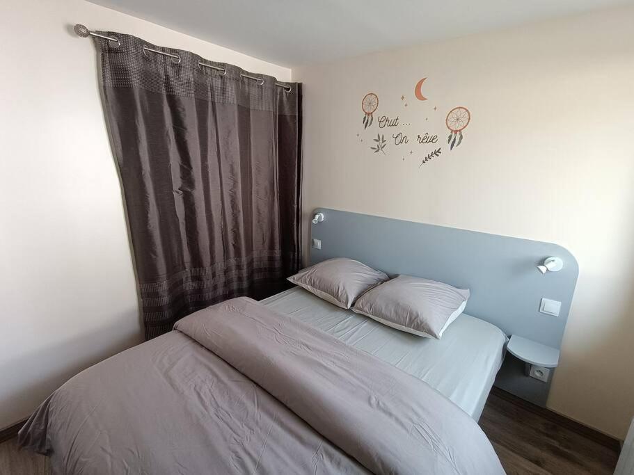 Le Hutteau Apartment Vaudricourt Exterior photo